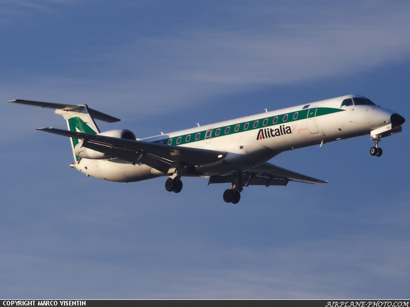 Photo Alitalia Express Embraer EMB-145LR