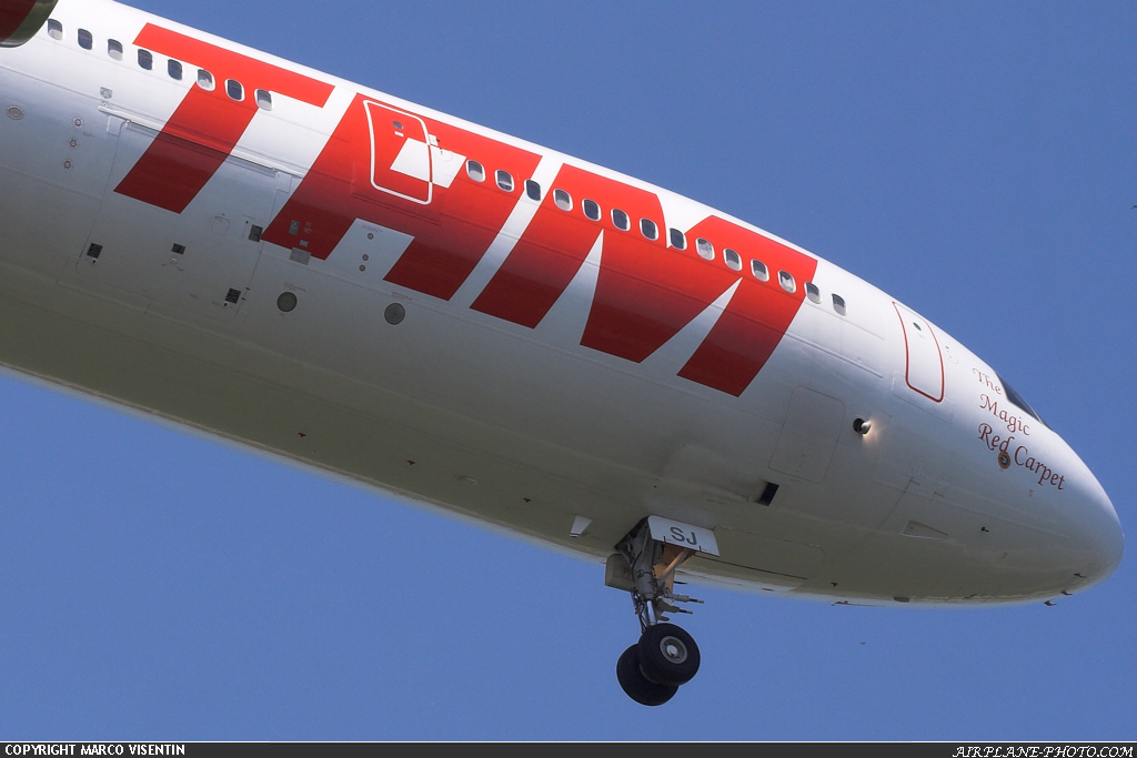 Photo TAM McDonnell Douglas MD-11