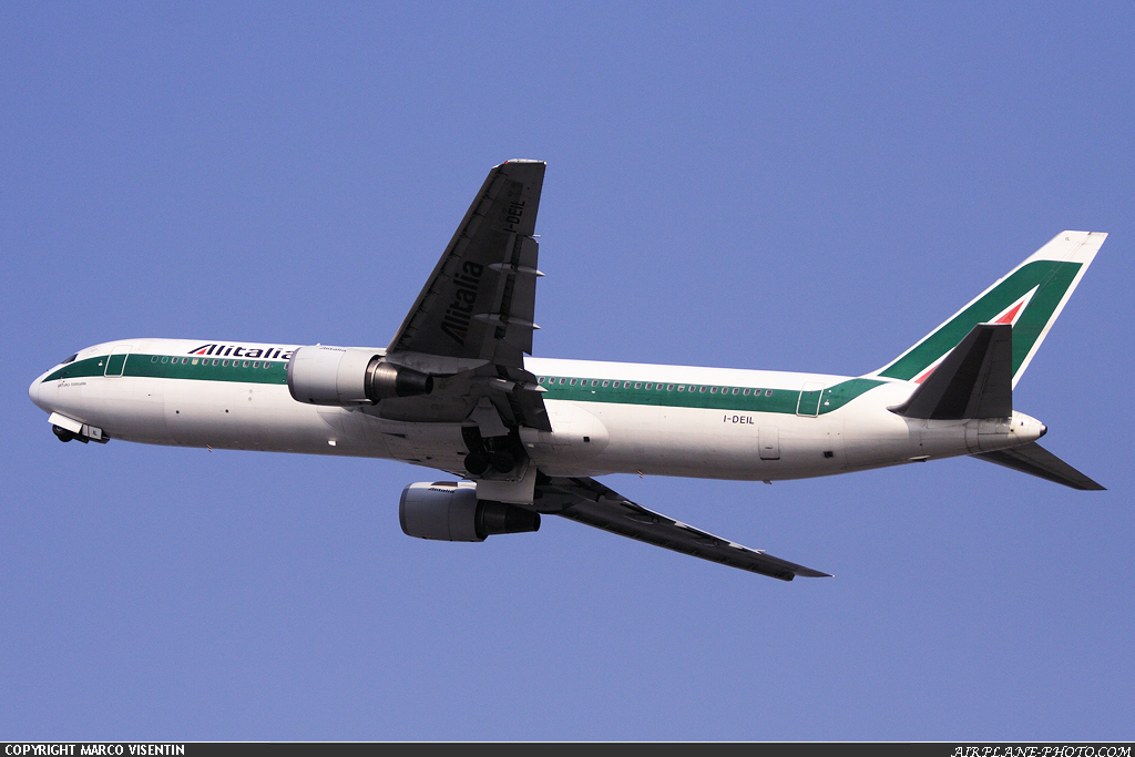 Photo Alitalia Boeing 767-33A/ER