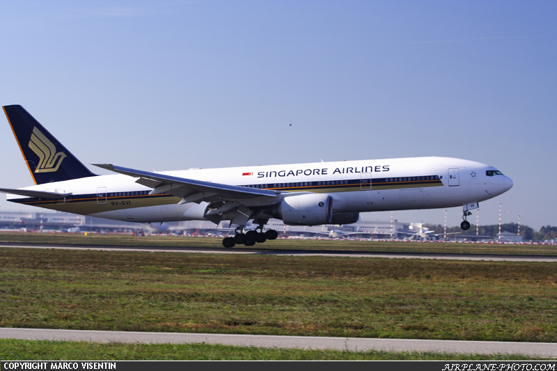 Photo Singapore Airlines Boeing 777-212/ER